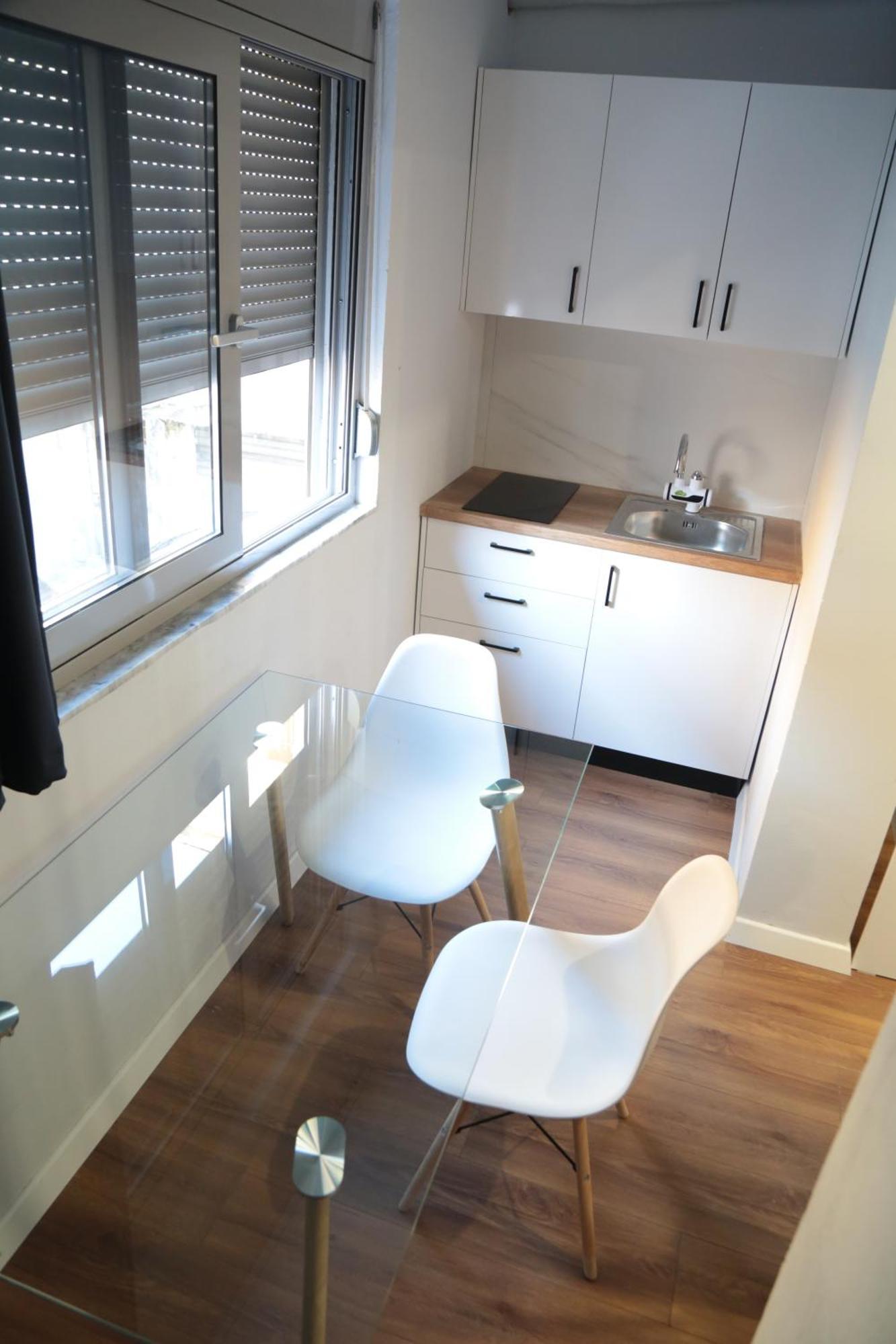 Be Solei Studio Apartments Sol 1 Tirana Buitenkant foto